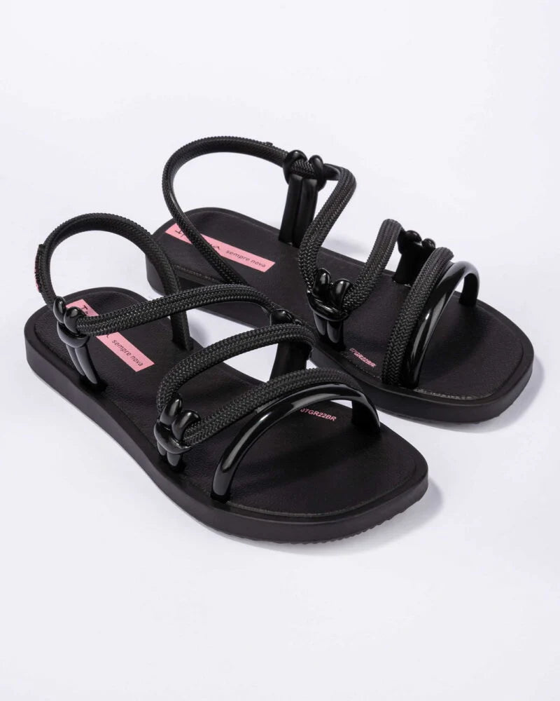 סנדל רצועות לילדות