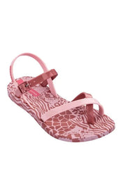 סנדל רצועות מצטלבות