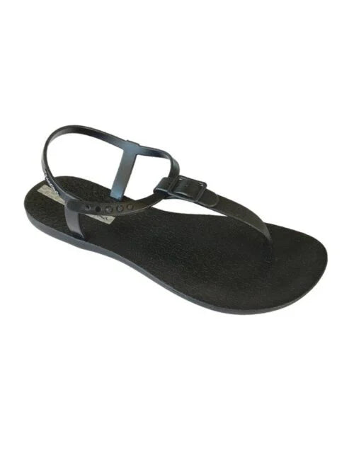 סנדל אצבע בשילוב אבזם